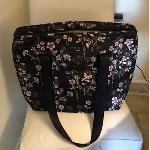 Vera Bradley Insulated Cooler tote bag, Lighten-up Tote, Brand New! Never Used!